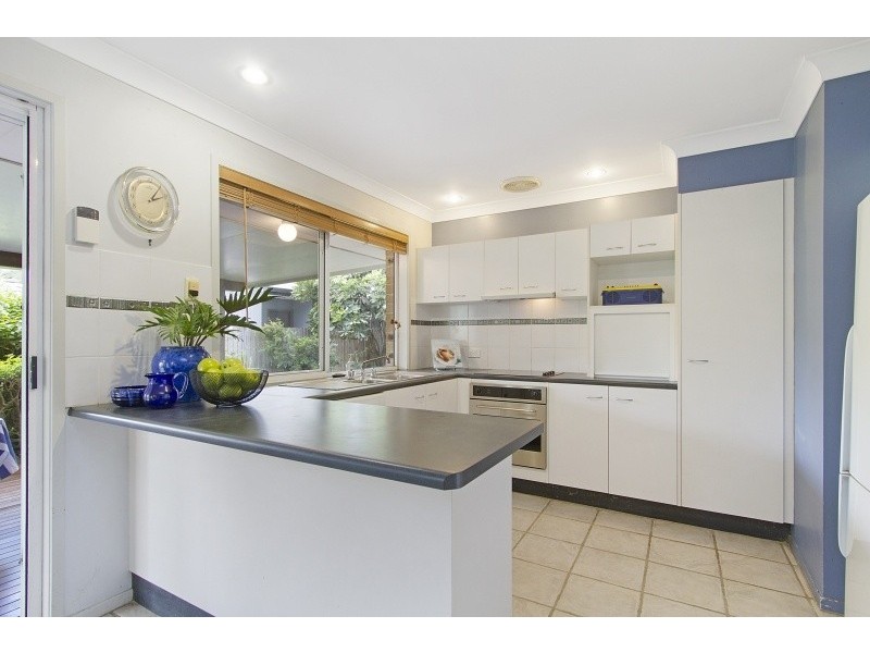 21 Brookfield Rd, Kenmore QLD 4069