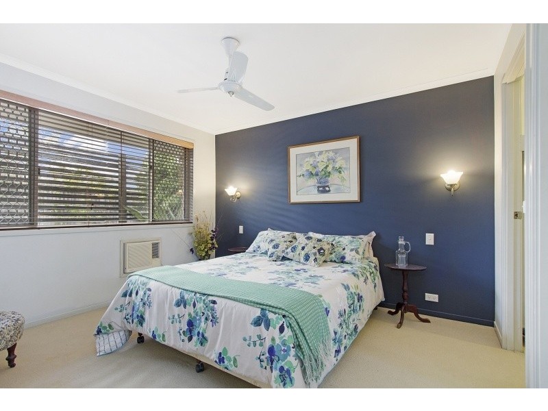 21 Brookfield Rd, Kenmore QLD 4069