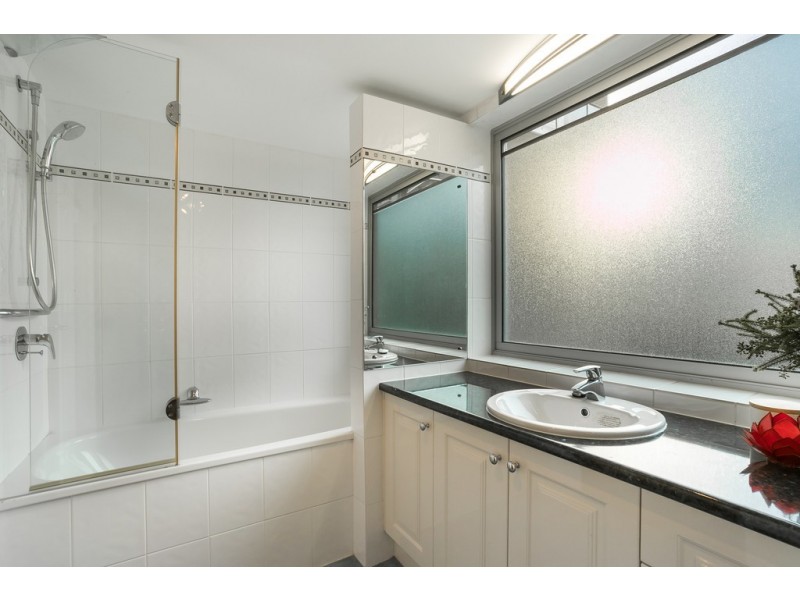 12/36 Glen Road, Toowong QLD 4066