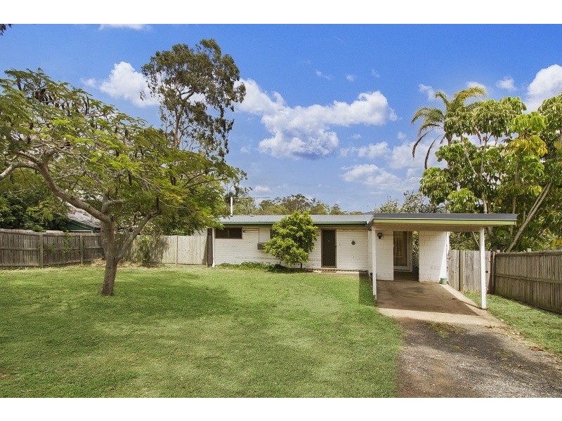 2 Fairweather St, Kenmore QLD 4069