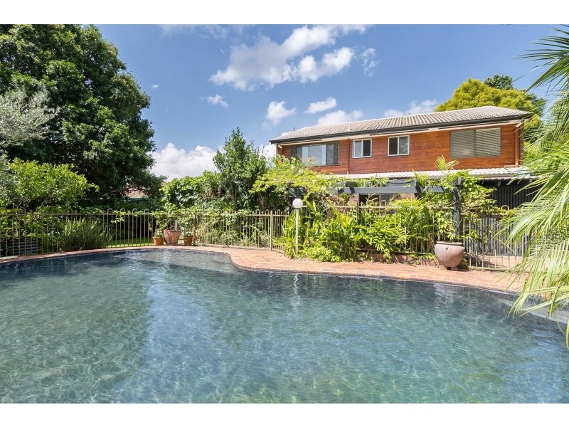 5 Tempest St, Chapel Hill QLD 4069