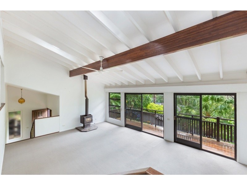 25 CLARINA STREET, Chapel Hill QLD 4069