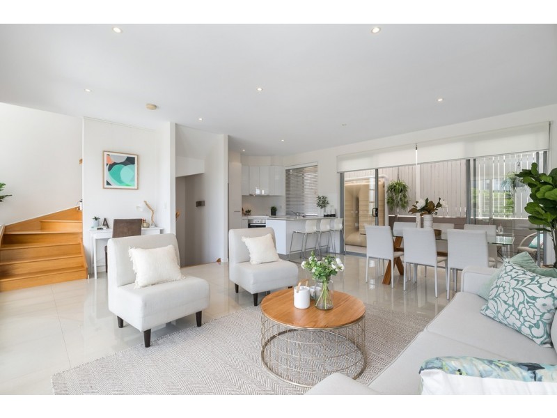 54 Keating Street, Indooroopilly QLD 4068