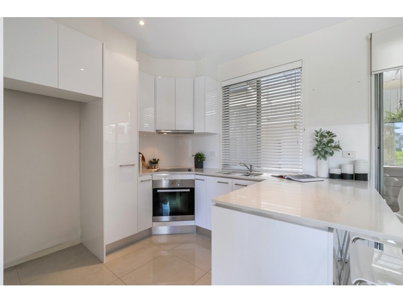 54 Keating Street, Indooroopilly QLD 4068