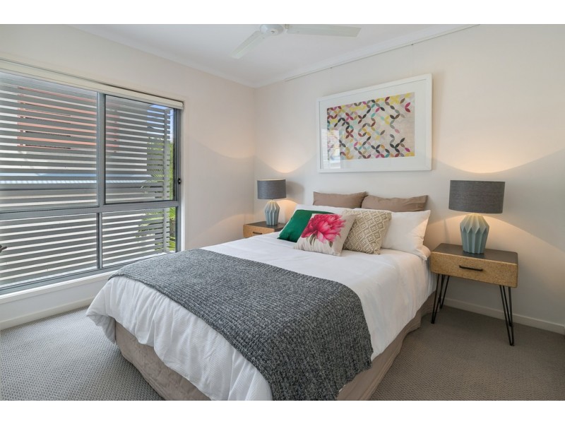 54 Keating Street, Indooroopilly QLD 4068