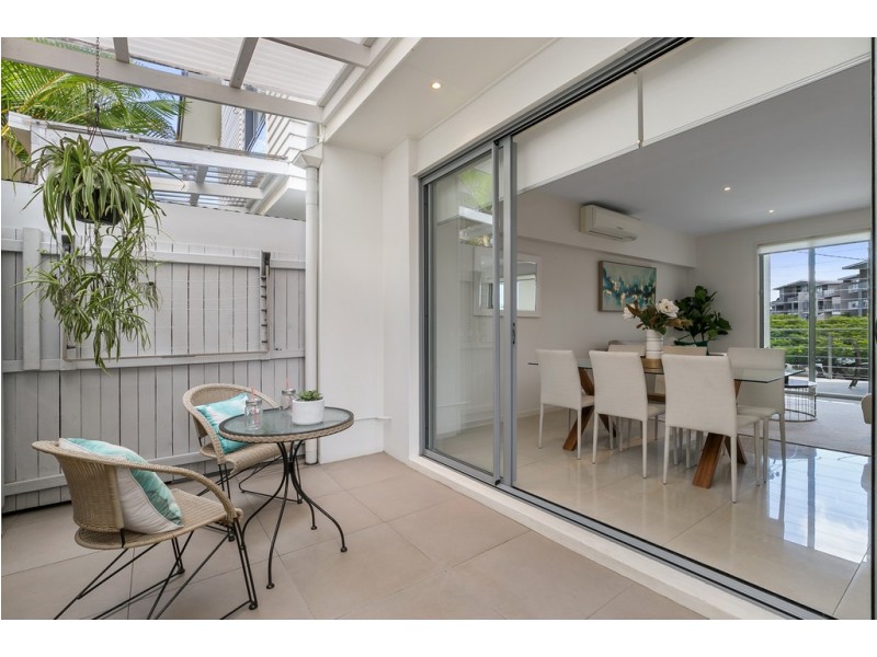 54 Keating Street, Indooroopilly QLD 4068