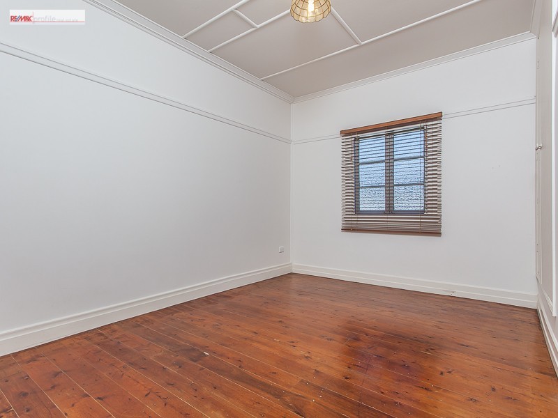 27 Stuartholme Road, Bardon QLD 4065