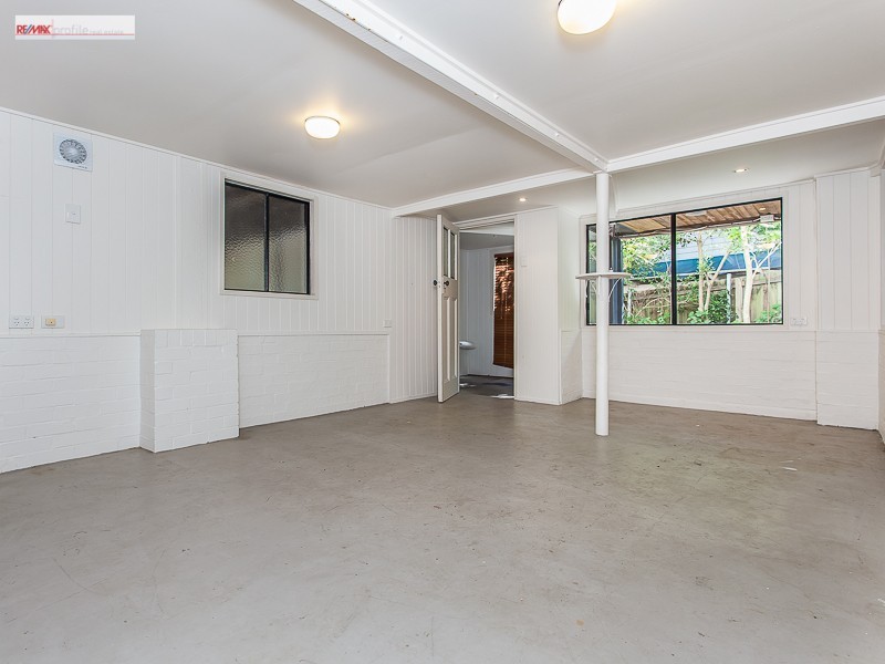 27 Stuartholme Road, Bardon QLD 4065