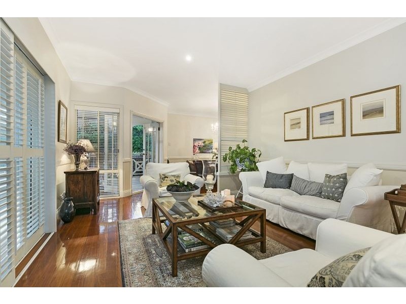 63 Drysdale Cr, Brookfield QLD 4069