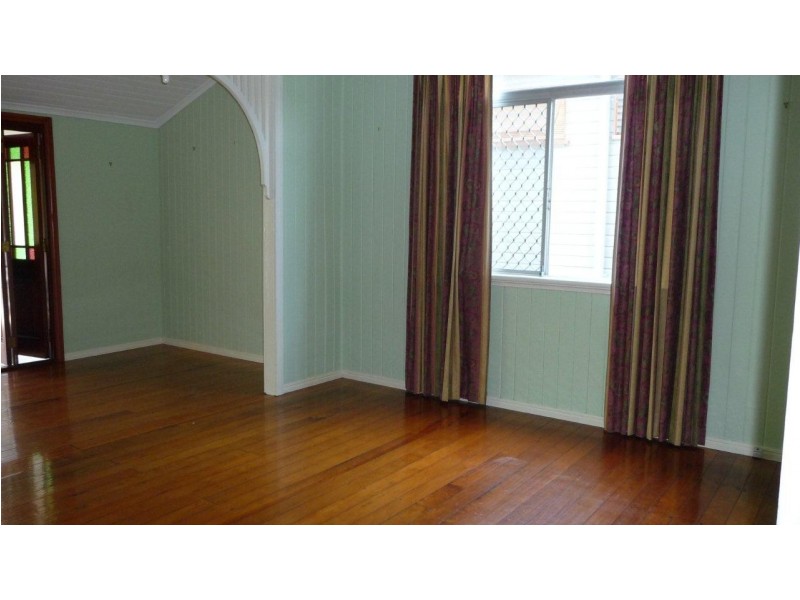 33 Erneton Street, Newmarket QLD 4051