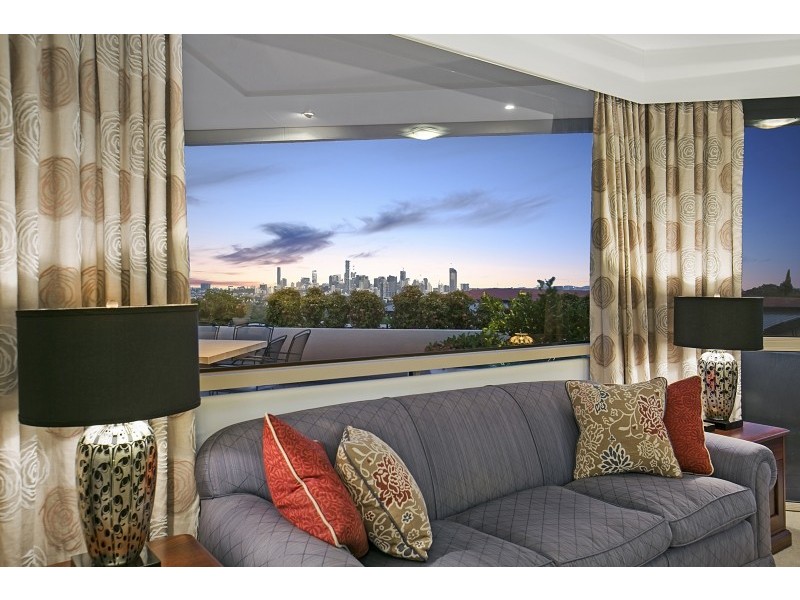 31/32 Tipuana Place, Bardon QLD 4065