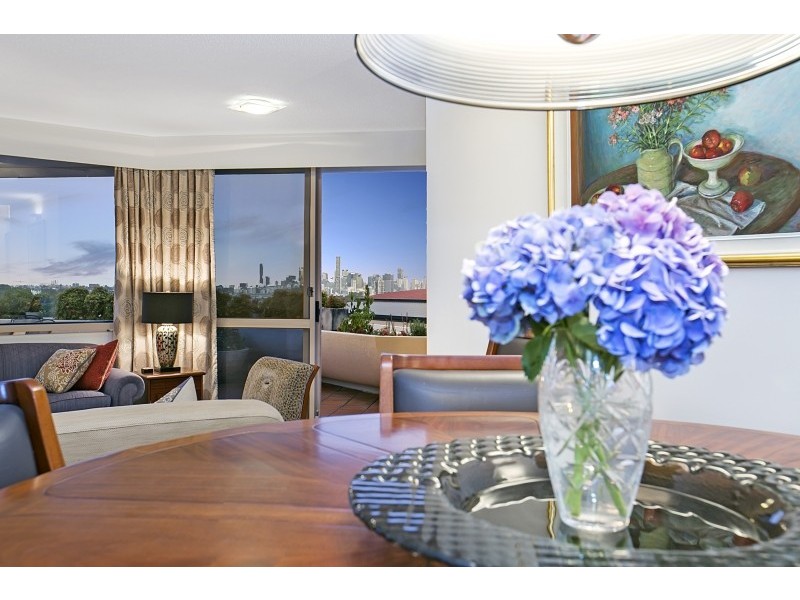31/32 Tipuana Place, Bardon QLD 4065
