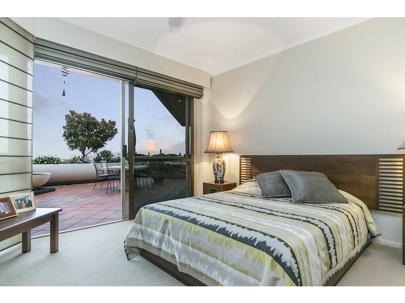 31/32 Tipuana Place, Bardon QLD 4065