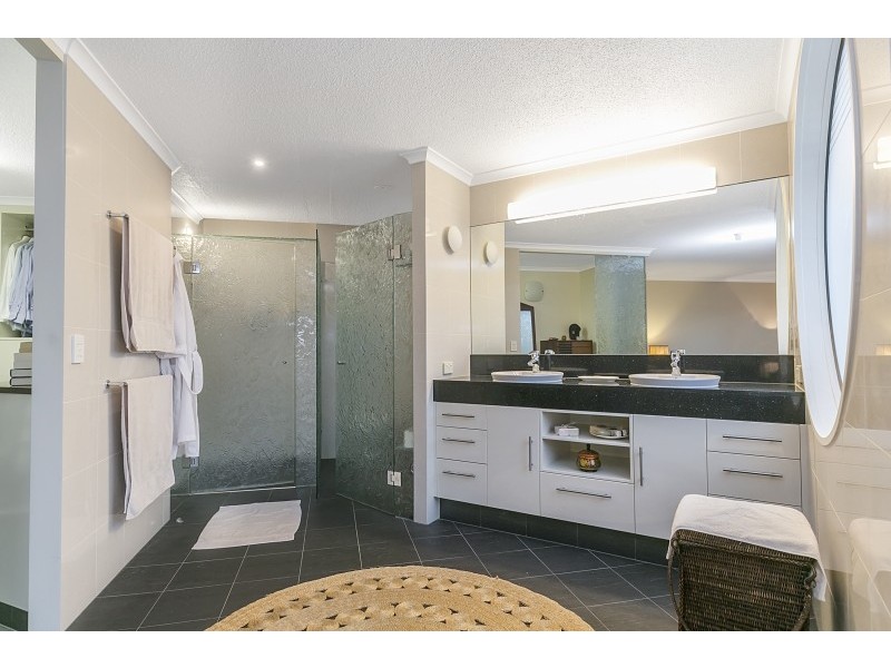 31/32 Tipuana Place, Bardon QLD 4065
