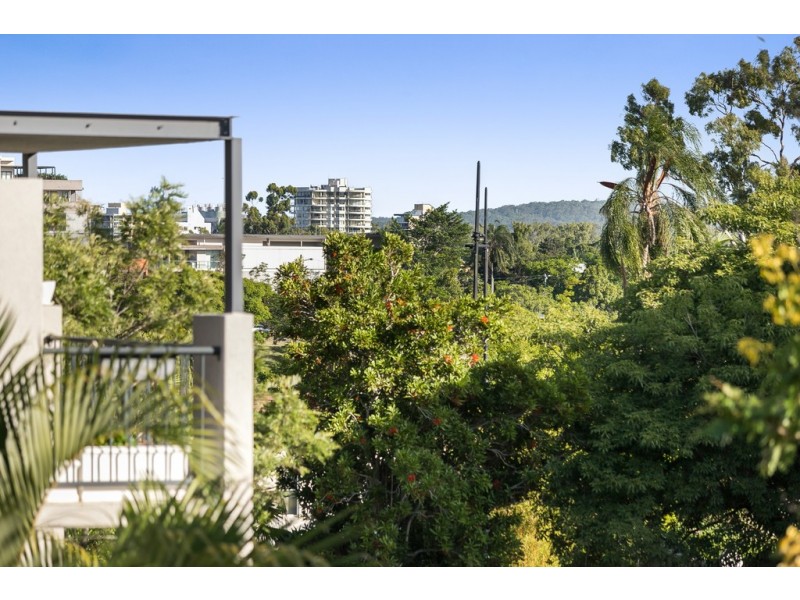 54/7 Landsborough Terrace, Toowong QLD 4066