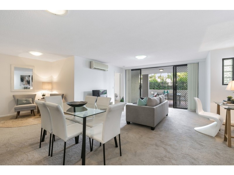 15/7 Landsborough Tce, Toowong QLD 4066