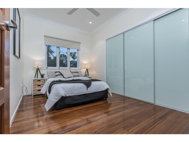 249 Fletcher Parade, Bardon QLD 4065