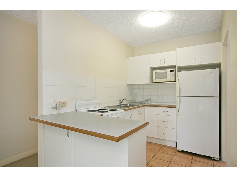 2/21 Glen Road, Toowong QLD 4066