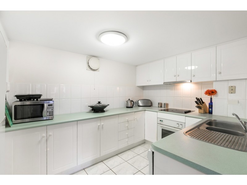 13/28 Cadell Street, Toowong QLD 4066