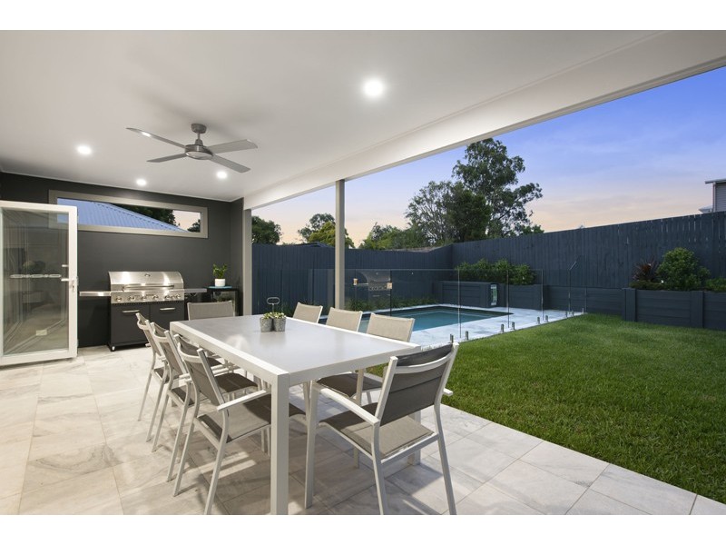 33 Lone Pine Street, Enoggera QLD 4051