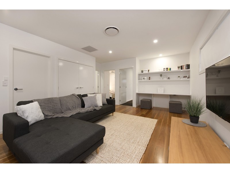 33 Lone Pine Street, Enoggera QLD 4051