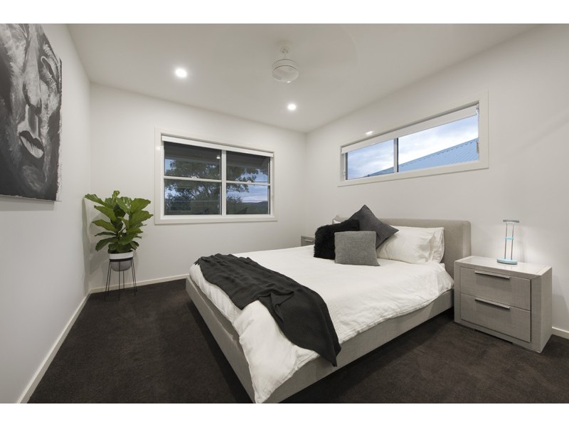 33 Lone Pine Street, Enoggera QLD 4051