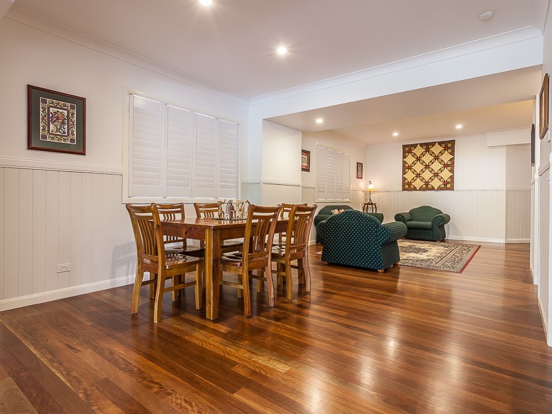 42 Carey Street, Bardon QLD 4065