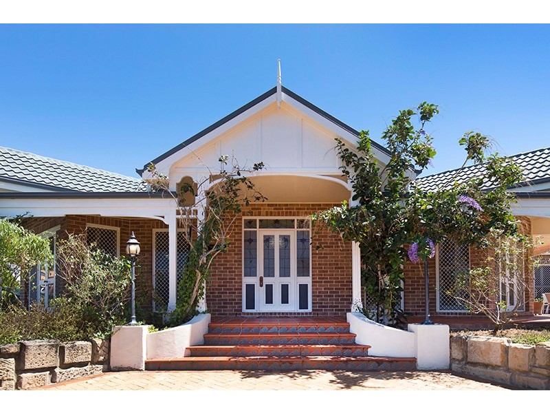 1 Winchcombe Avenue, Murrumba Downs QLD 4503