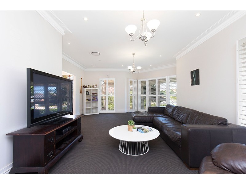 1 Winchcombe Avenue, Murrumba Downs QLD 4503