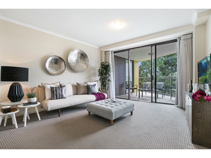 230/32 Patrick Lane, Toowong QLD 4066
