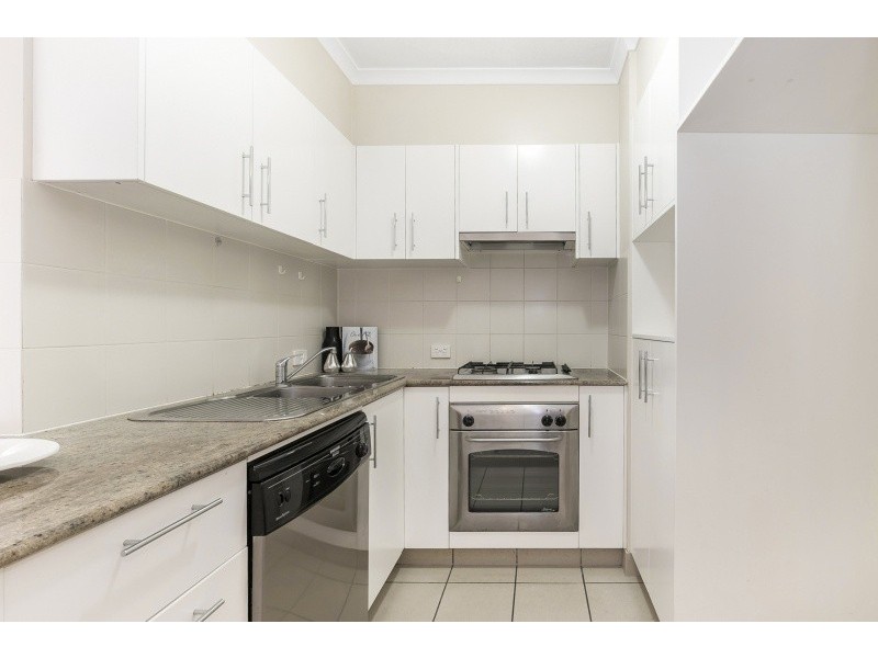 230/32 Patrick Lane, Toowong QLD 4066