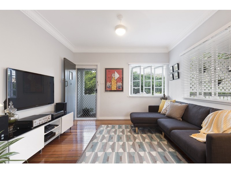 86 Heliopolis Parade, Mitchelton QLD 4053