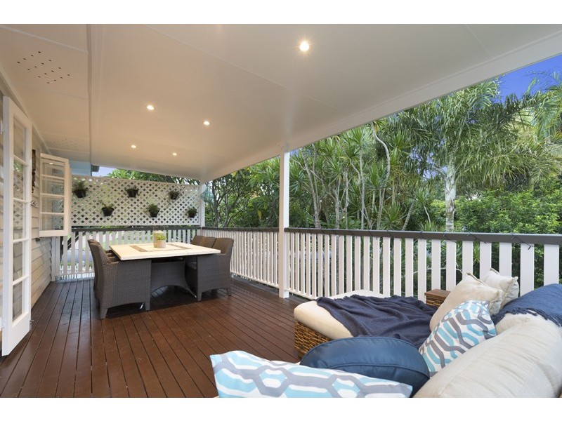 86 Heliopolis Parade, Mitchelton QLD 4053