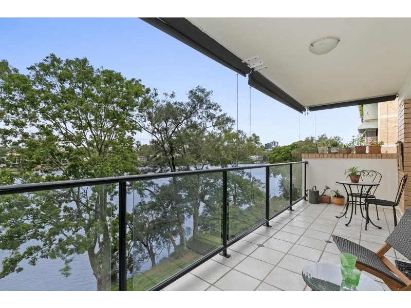 15/136 Macquarie Street, St Lucia QLD 4067