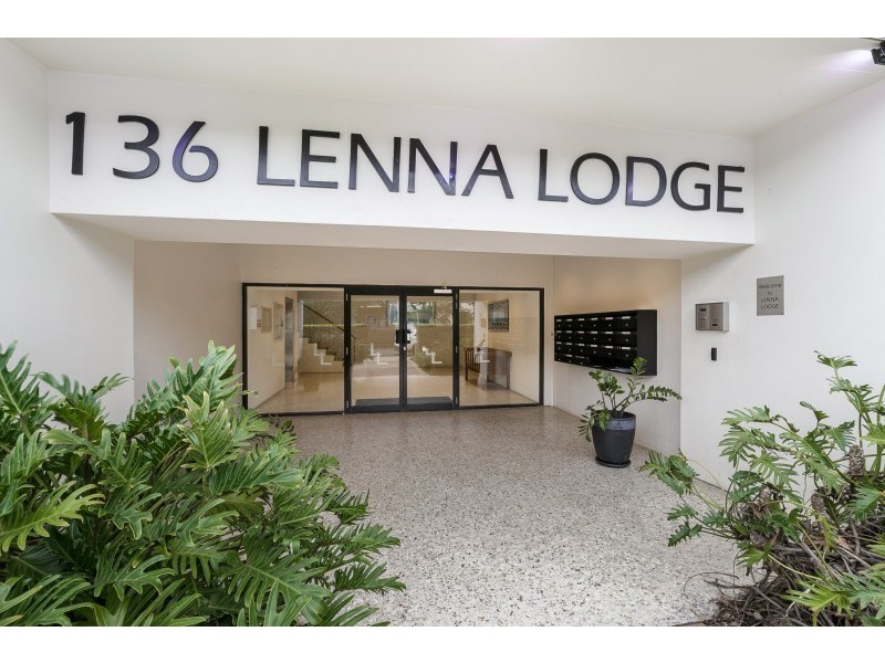 15/136 Macquarie Street, St Lucia QLD 4067