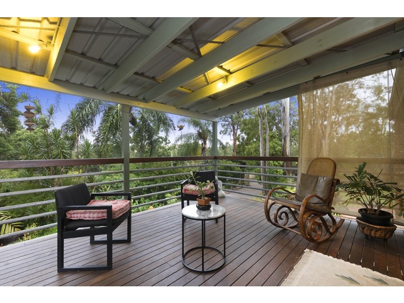 8 Parton Street, Stafford Heights QLD 4053