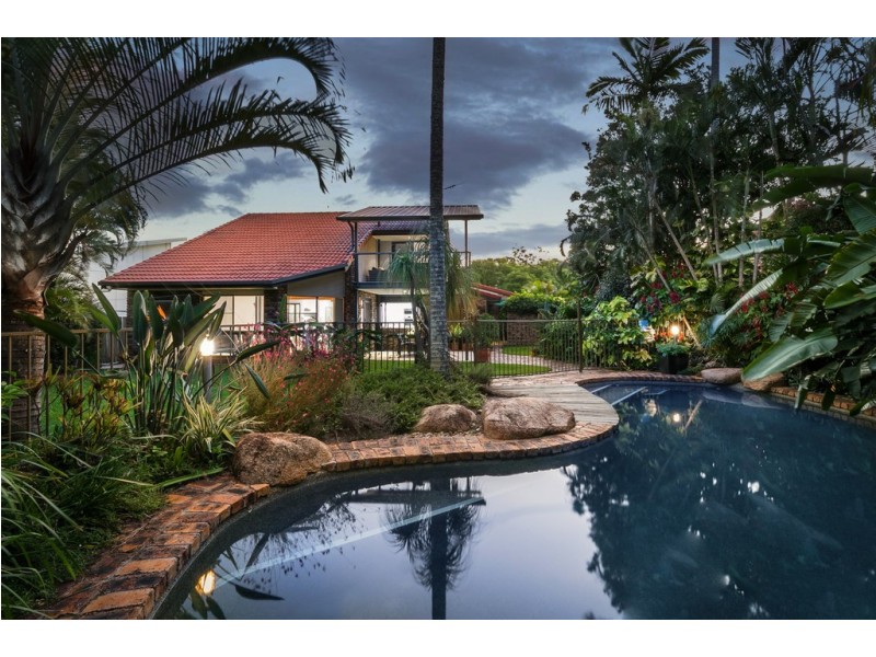 3 McInnes Place, Mount Ommaney QLD 4074
