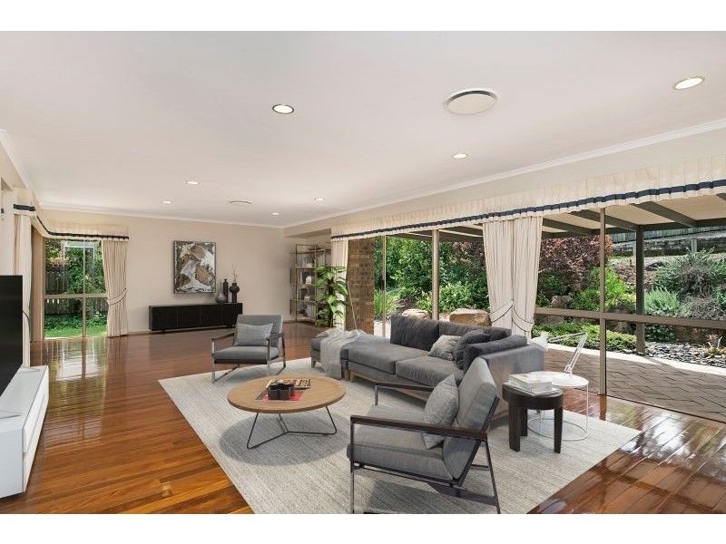 30 Drysdale Cr, Brookfield QLD 4069