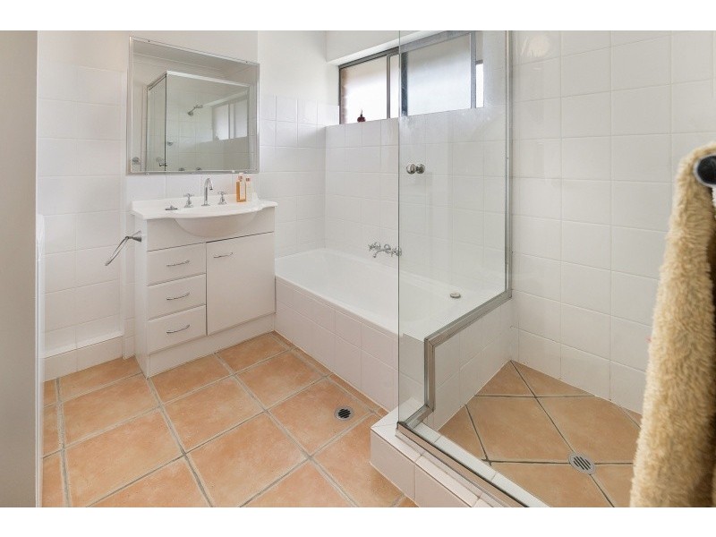 2/44 Miskin Street, Toowong QLD 4066