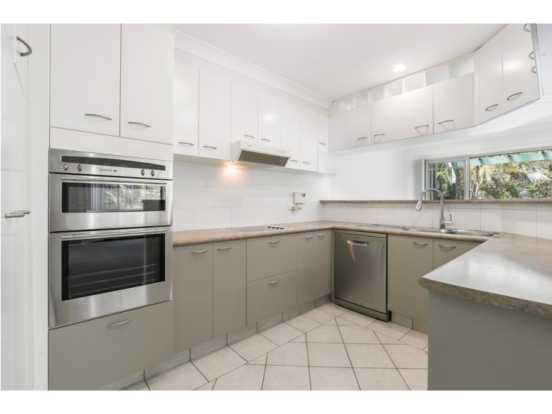 23/360 Simpsons Road, Bardon QLD 4065