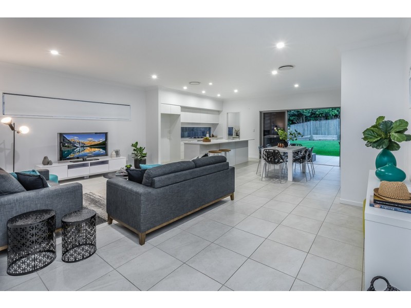 6 Balderstone Street, Corinda QLD 4075