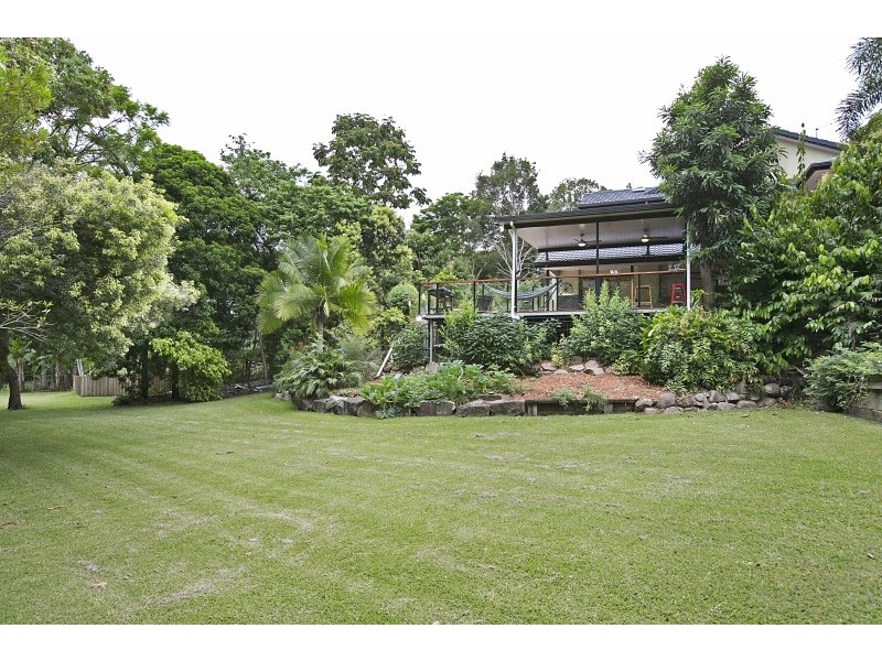 31 Shannan Place, Kenmore Hills QLD 4069