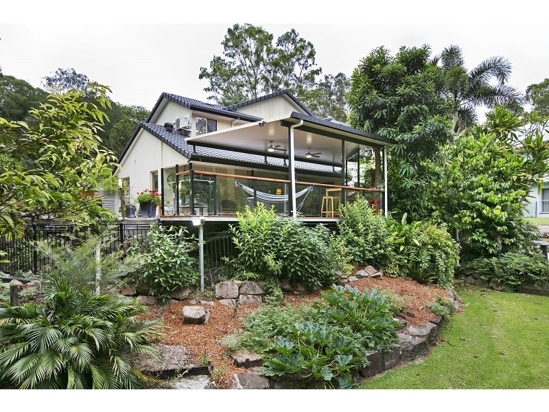 31 Shannan Place, Kenmore Hills QLD 4069