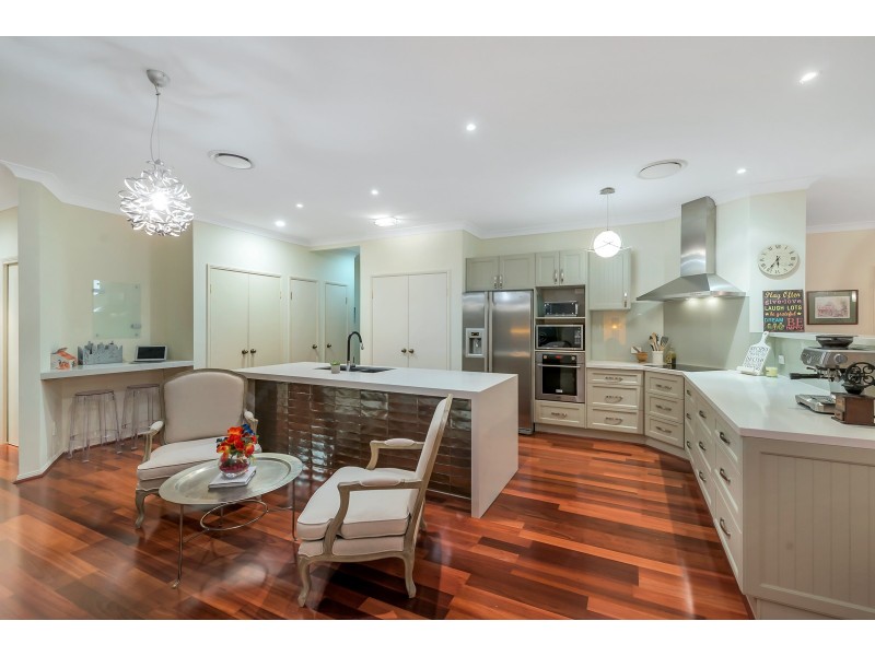 681 Jesmond Road, Fig Tree Pocket QLD 4069