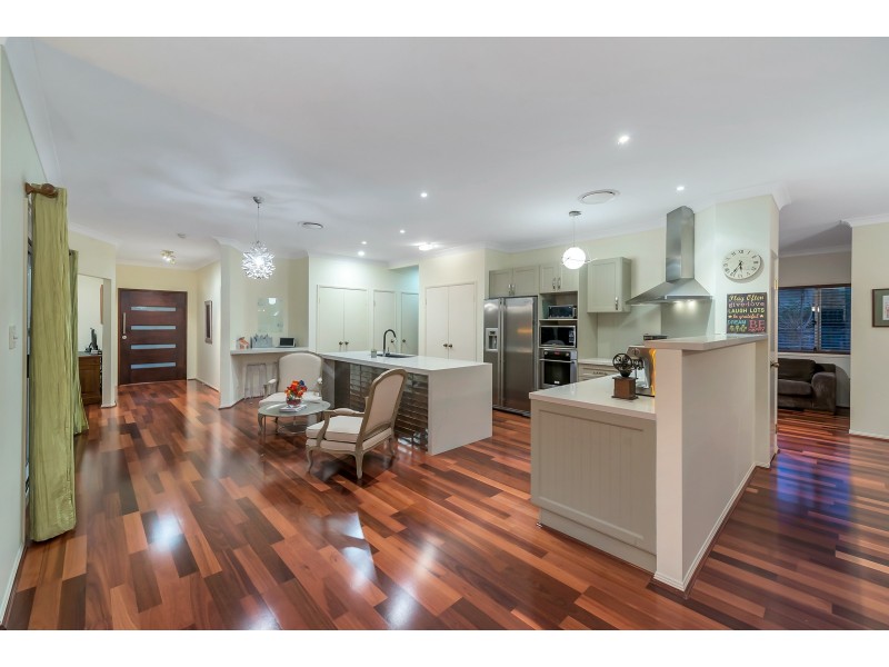 681 Jesmond Road, Fig Tree Pocket QLD 4069