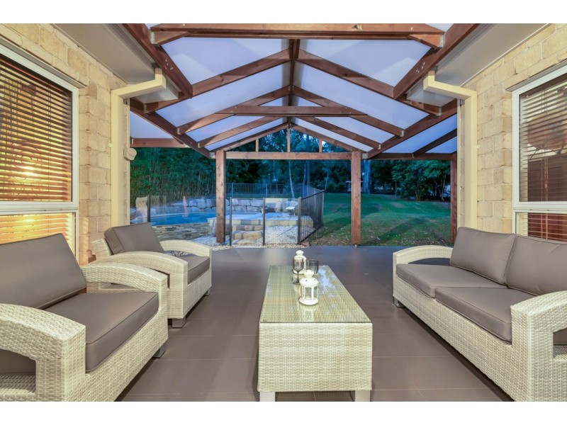 681 Jesmond Road, Fig Tree Pocket QLD 4069