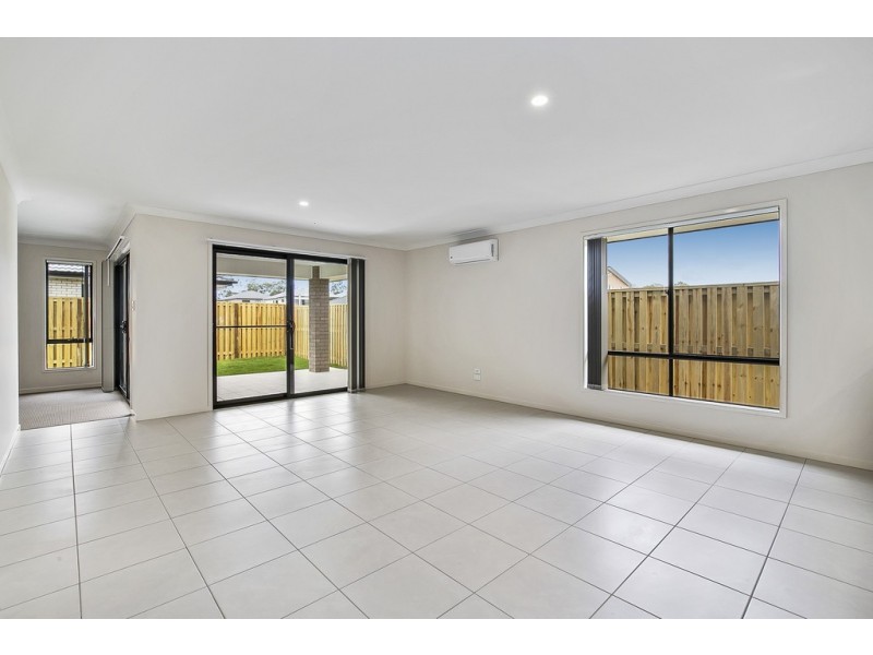 40 Pipet Crescent, Pallara QLD 4110
