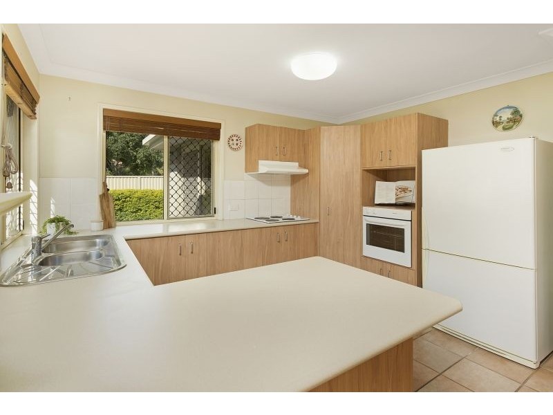 3 Fern Place, Kenmore QLD 4069
