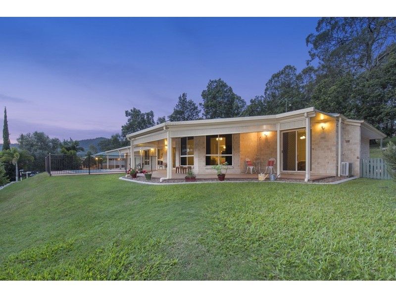 4 Tea Tree Close, Samford Valley QLD 4520