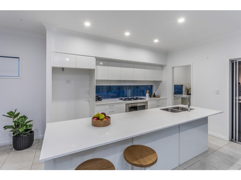 6 Balderstone Street, Corinda QLD 4075